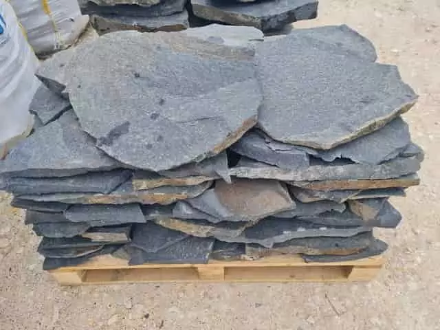 egyenetlen fekete bazalt kő lap egyenetlen fekete bazalt kő lap