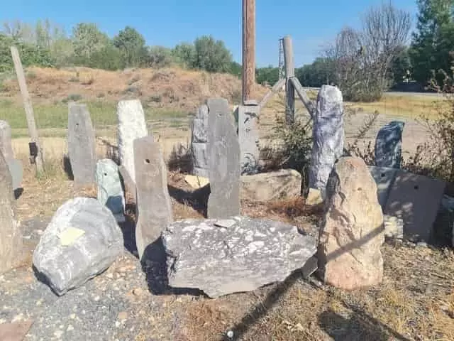 kő kerti kút mintadarabokt