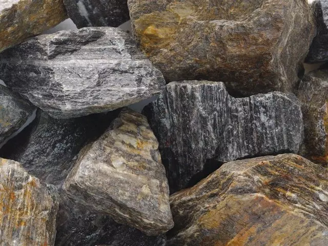 szürke gneisz gabion kő